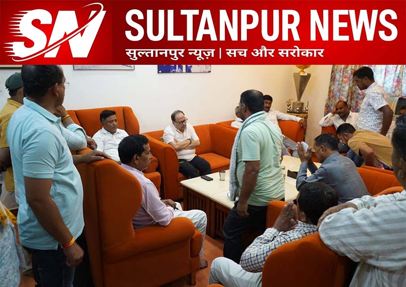 bjp-mla-vinod-singh-held-jan-chaupal-at-kvk-residence-sultanpur