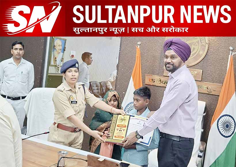 rajkumar-nishad-saved-three-children-gomti-river-honoured-sultanpur