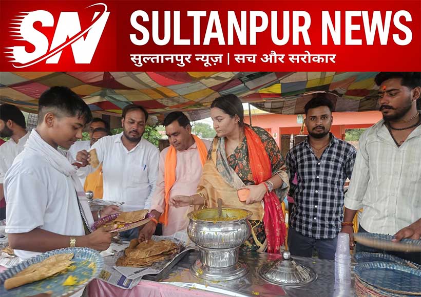bada-mangal-bhandara-delhi-bazar-sultanpur-manisha-pandey-prasad-distribution